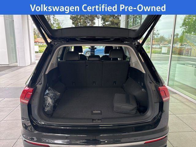 Certified 2024 Volkswagen Tiguan SE w/ Panoramic Sunroof Package AWD/4WD image 14