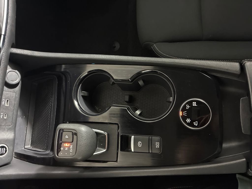 Used 2023 Nissan Rogue S AWD/4WD image 16