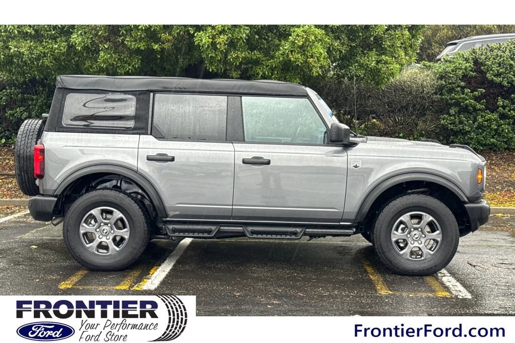 Used 2023 Ford Bronco Big Bend image 3