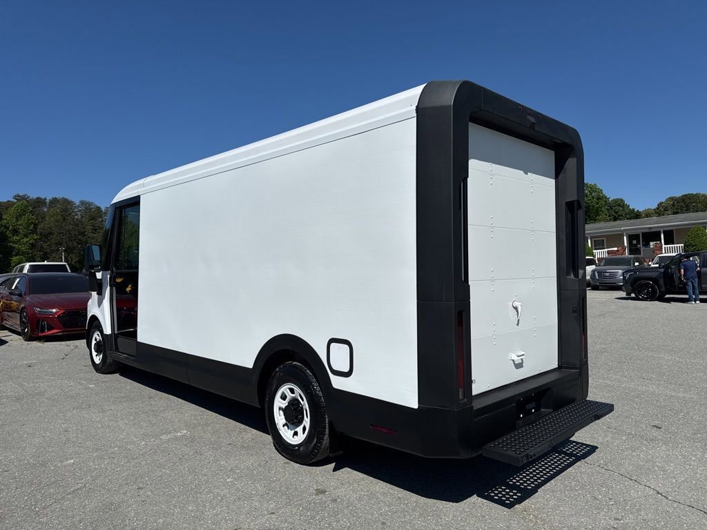 Used 2024 Chevrolet Brightdrop 600 w/ Commercial Equipment Package image 3