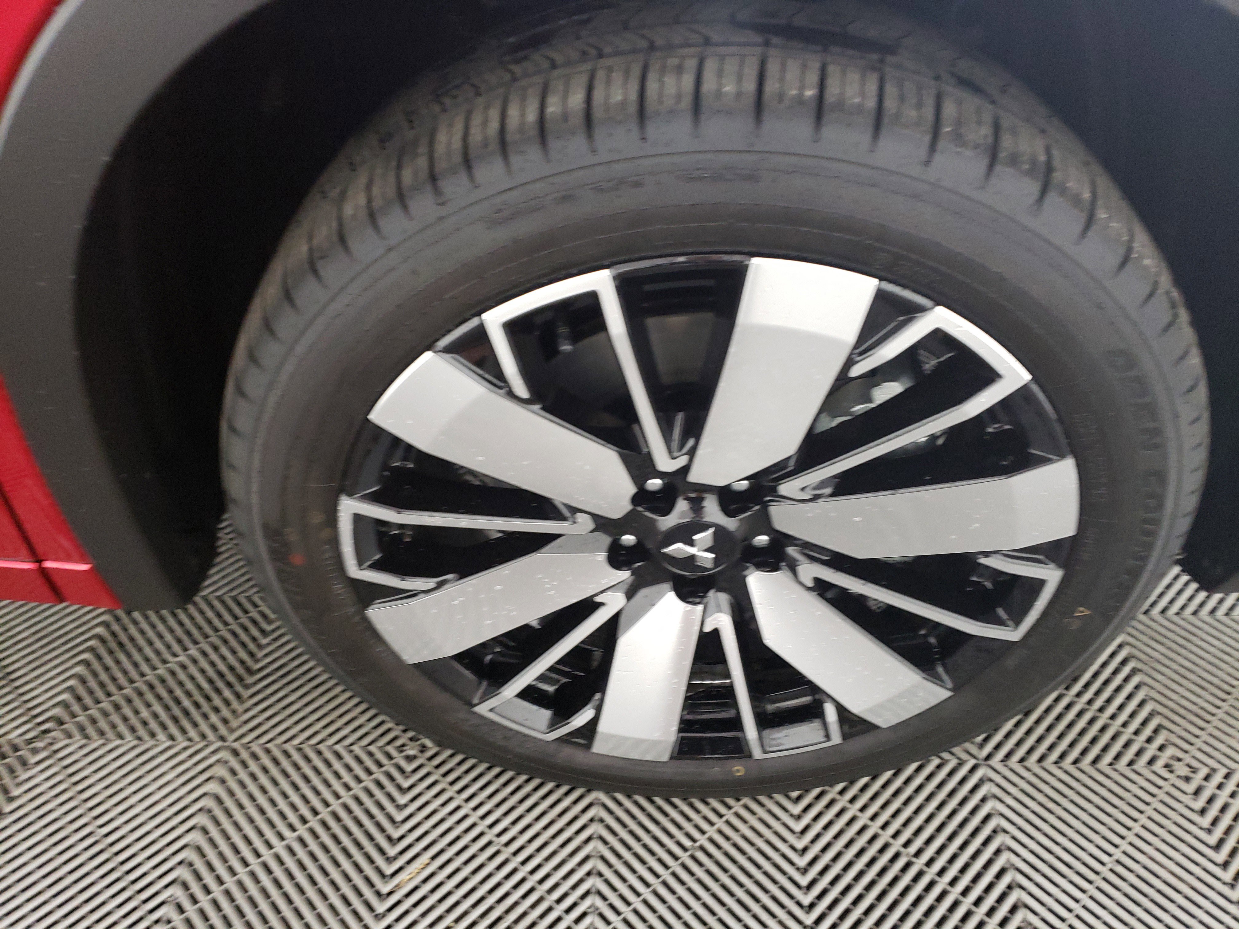 New 2025 Mitsubishi Outlander SEL image 7