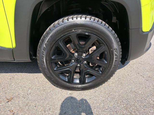Used 2017 Jeep Renegade Altitude AWD/4WD image 29