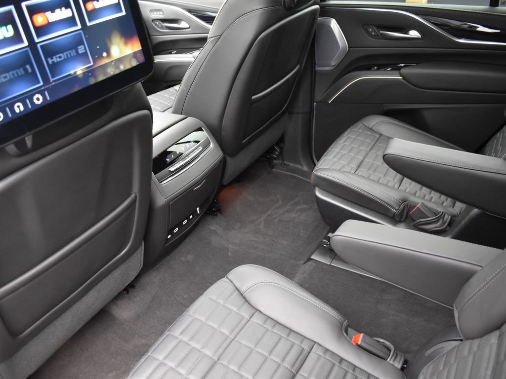 Certified 2023 Cadillac Escalade V w/ LPO, ONYX Package image 23