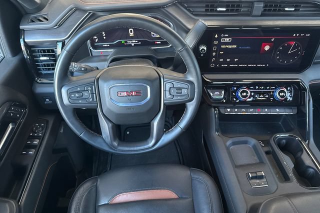 Used 2025 GMC Sierra 2500 AT4 w/ AT4 Premium Plus Package AWD/4WD image 15