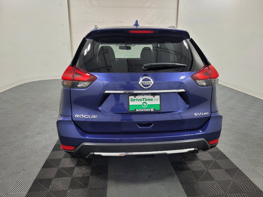 Used 2017 Nissan Rogue SV w/ Sun & Sound Touring Package AWD/4WD image 6