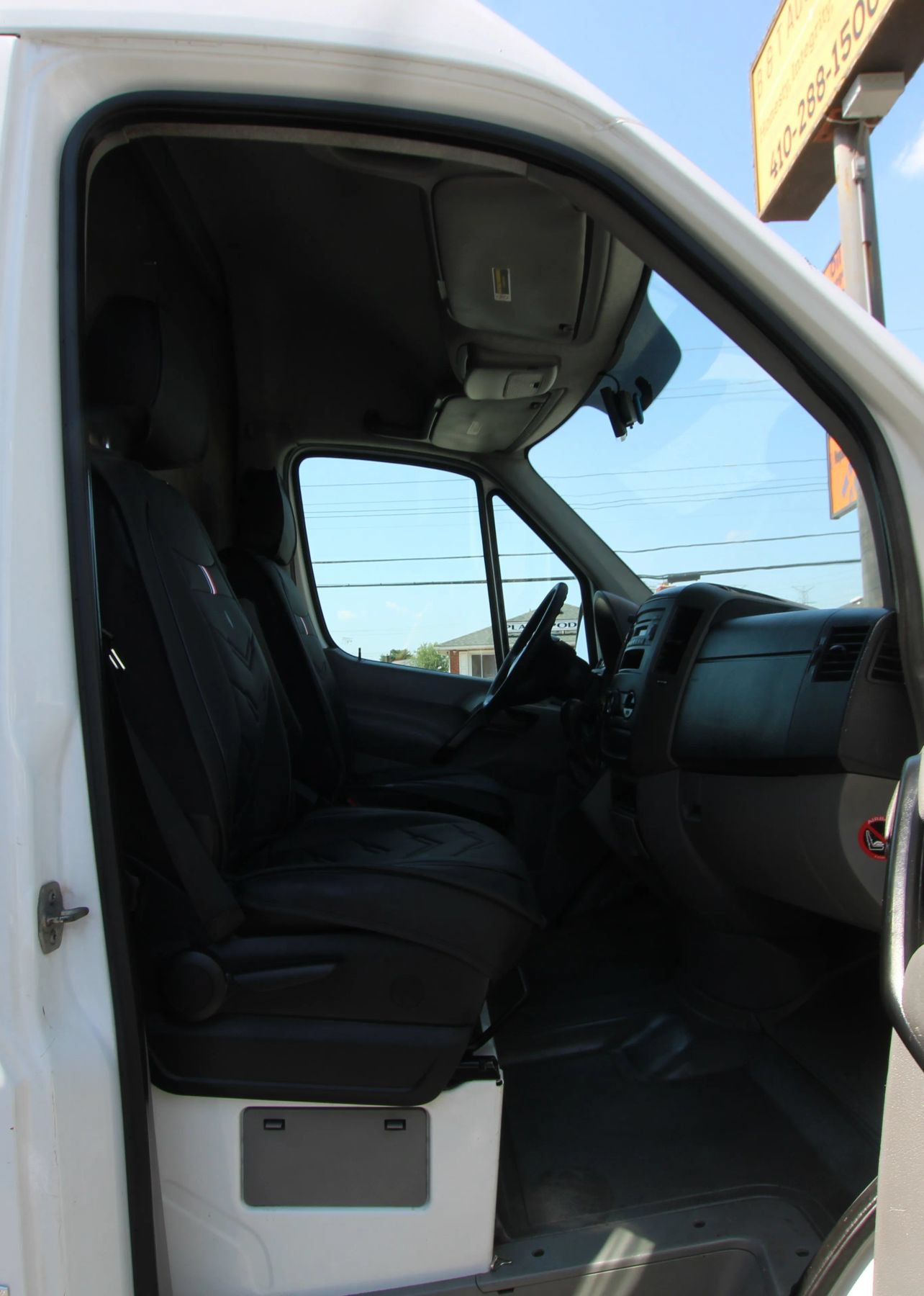 Used 2012 Mercedes-Benz Sprinter 3500 image 10
