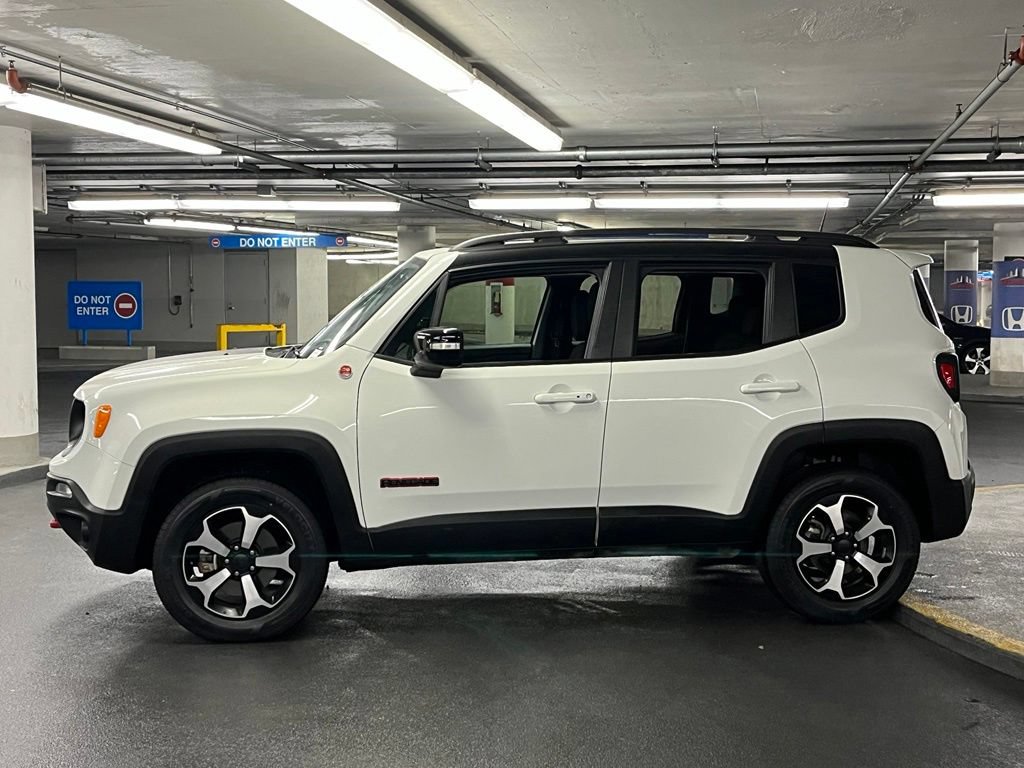 Used 2022 Jeep Renegade Trailhawk w/ Trailer Tow Group AWD/4WD image 30