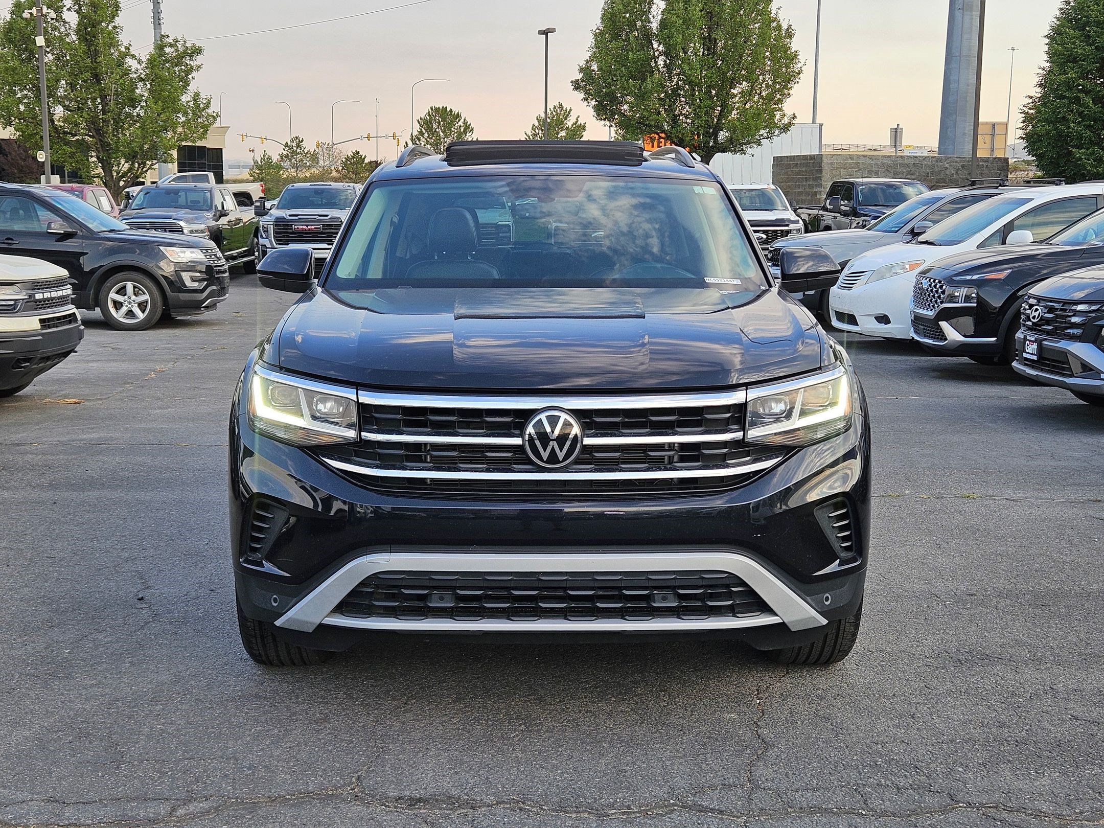 Used 2022 Volkswagen Atlas SE AWD/4WD image 11
