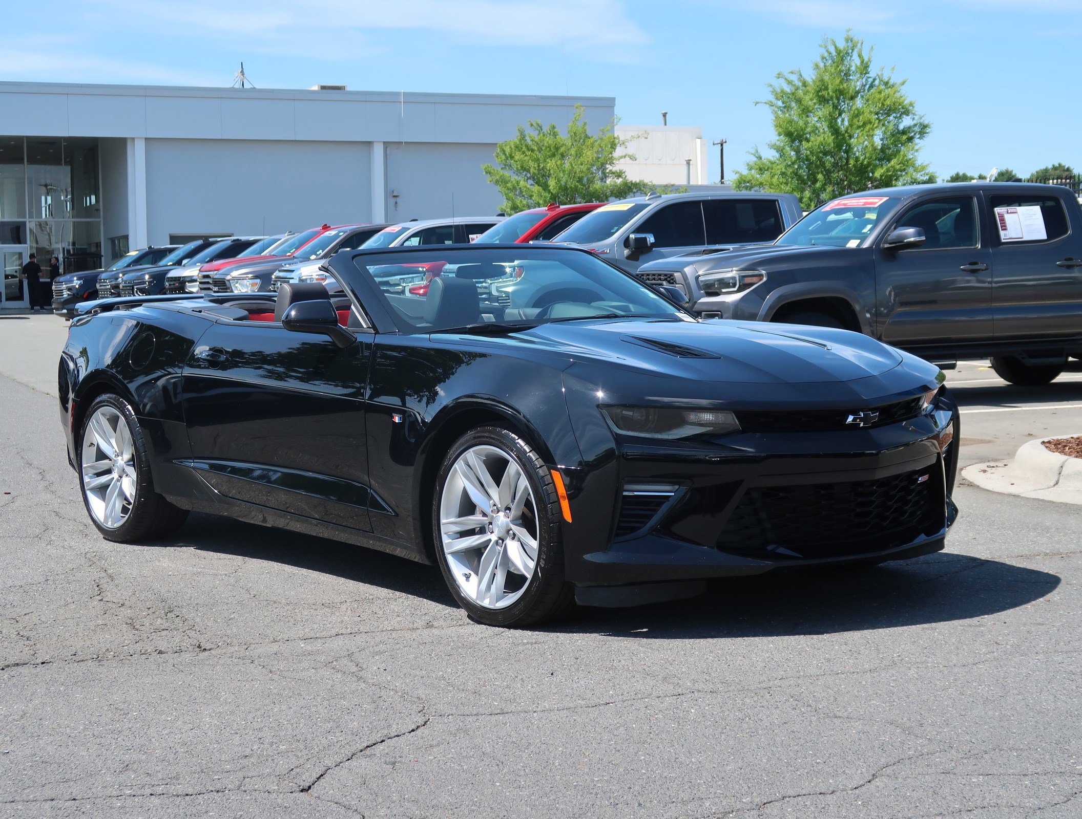 Used 2017 Chevrolet Camaro SS RWD video 2