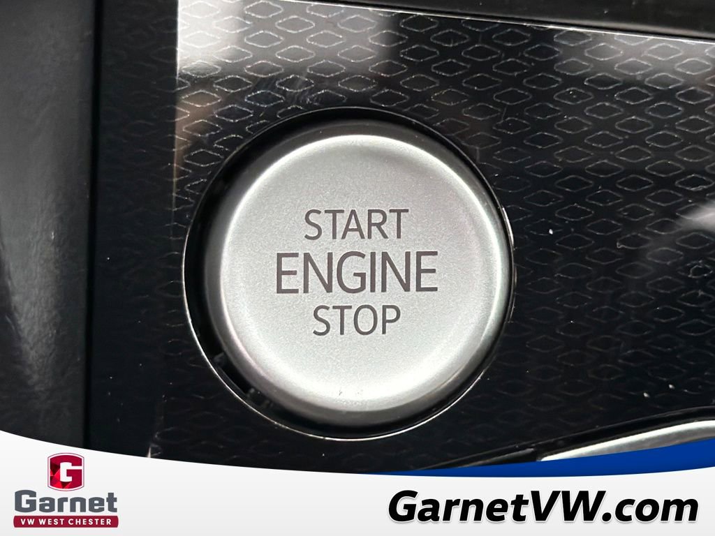 New 2026 Volkswagen Taos SE image 29