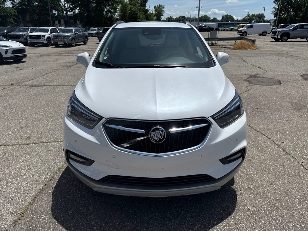 Used 2018 Buick Encore Premium FWD image 3