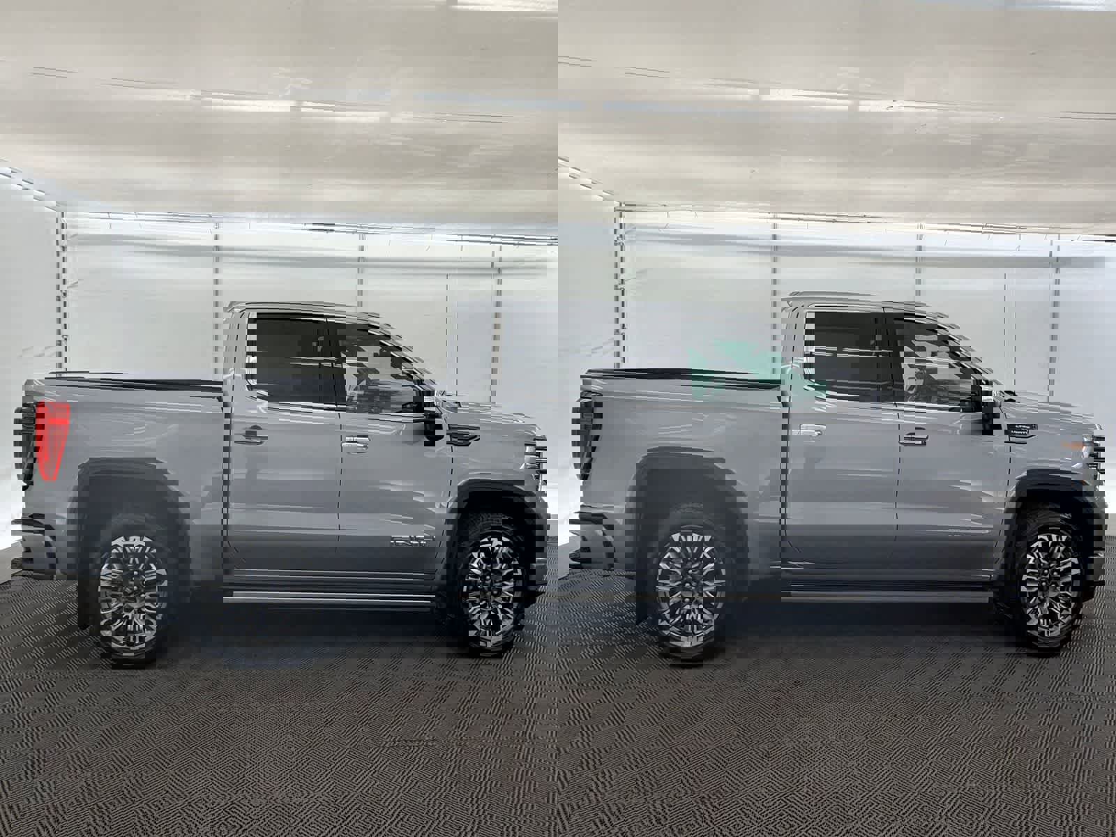 Used 2024 GMC Sierra 1500 Denali Ultimate image 7