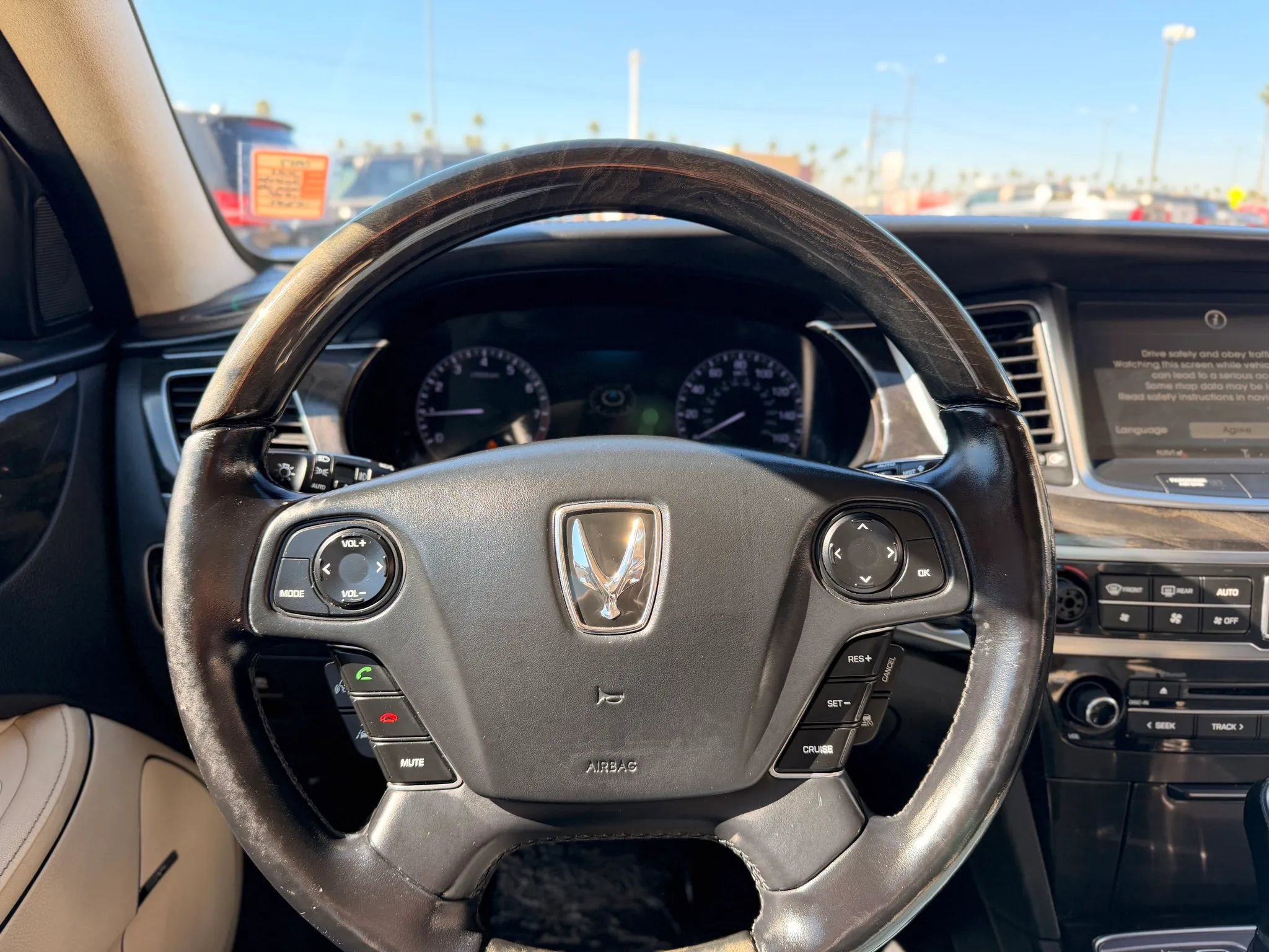 Used 2014 Hyundai Equus Signature image 14
