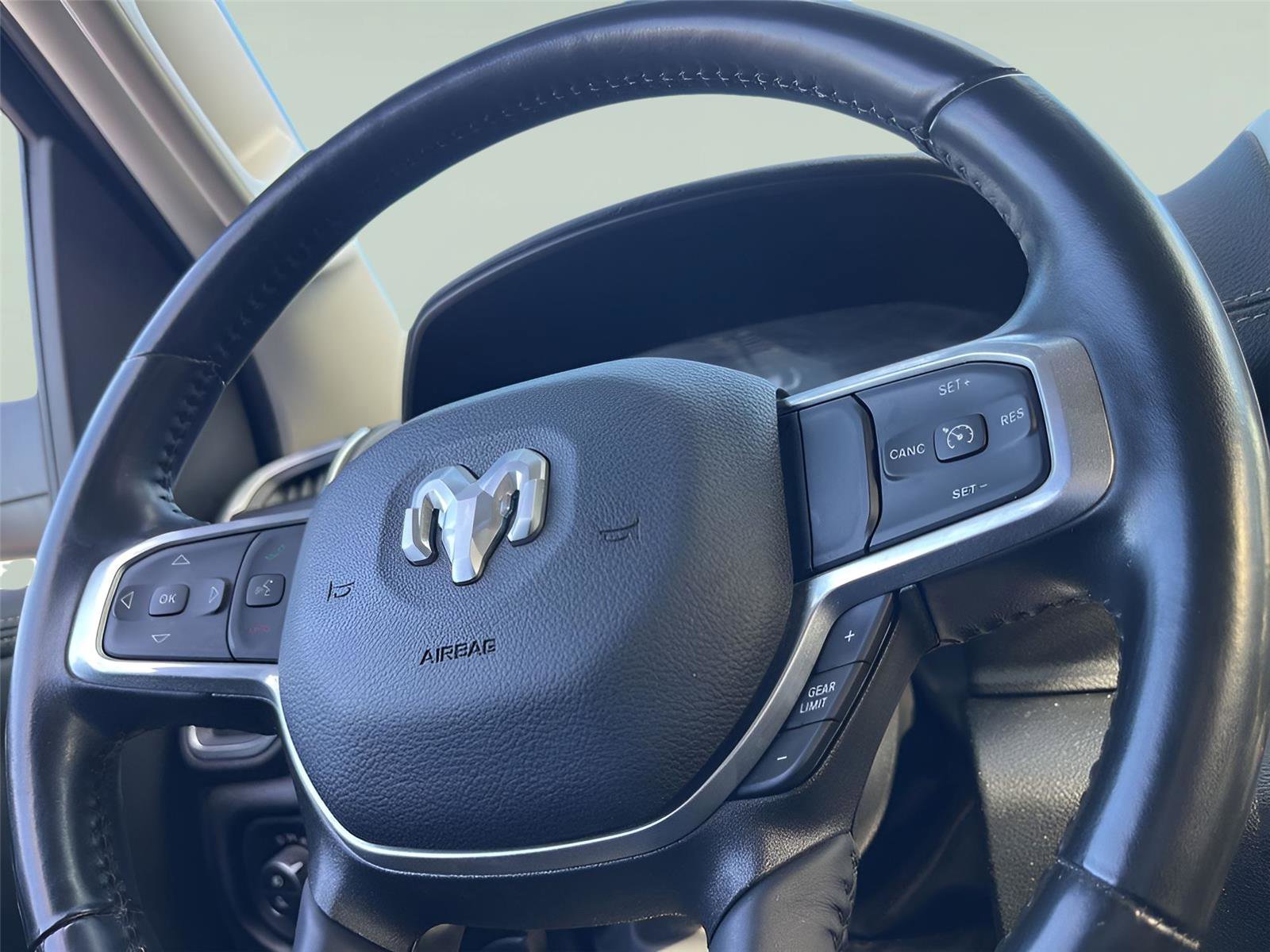 Used 2022 RAM 1500 Laramie image 15