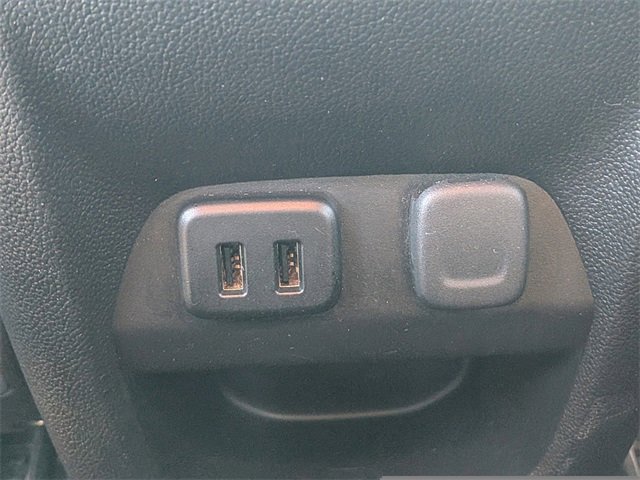 Used 2016 GMC Canyon SLE w/ SLE Convenience Package image 14