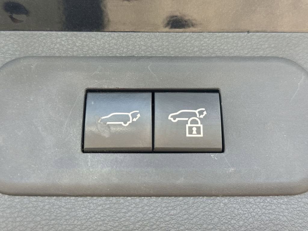 Used 2024 Lexus TX 350 AWD w/ Captains Chair Package image 18