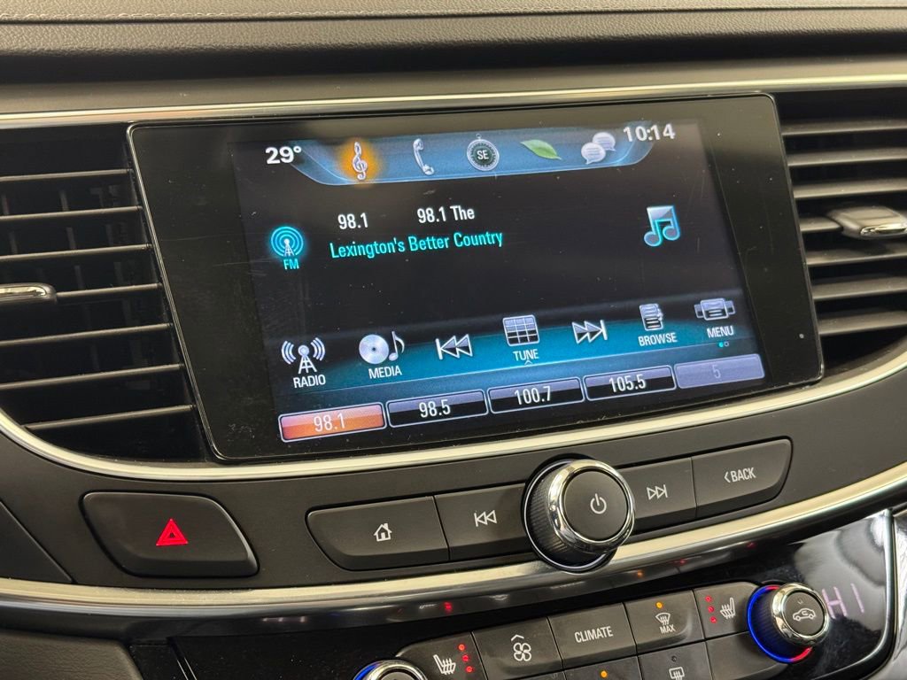 Used 2019 Buick LaCrosse Essence image 40