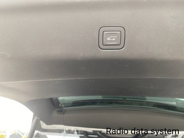 New 2026 Chevrolet Tahoe High Country AWD/4WD image 34