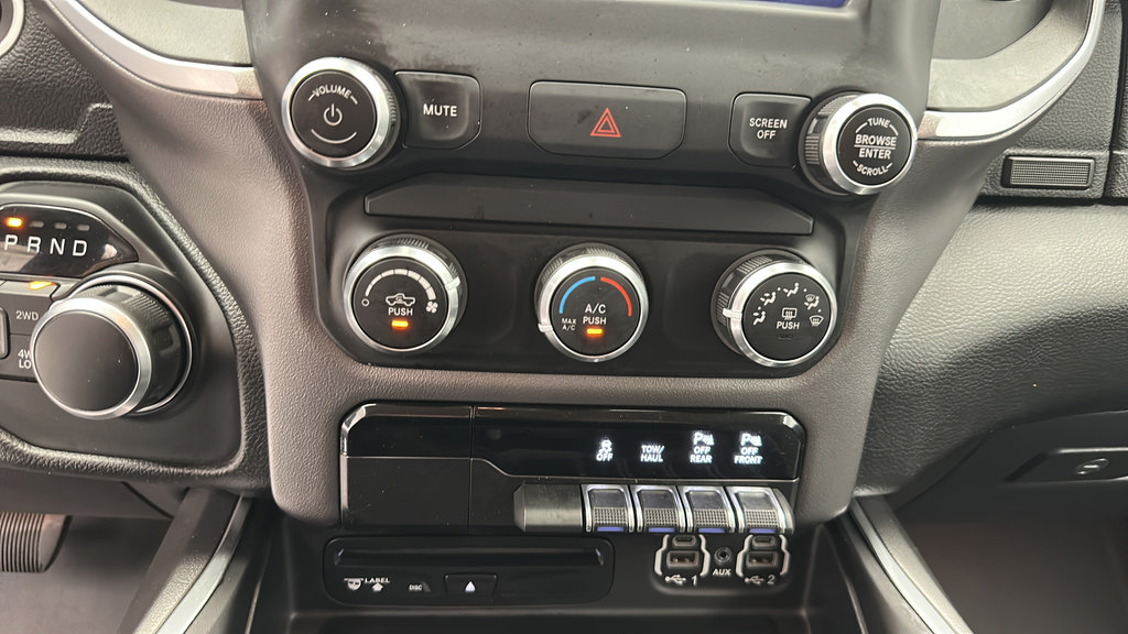 Used 2019 RAM 1500 Big Horn AWD/4WD image 19