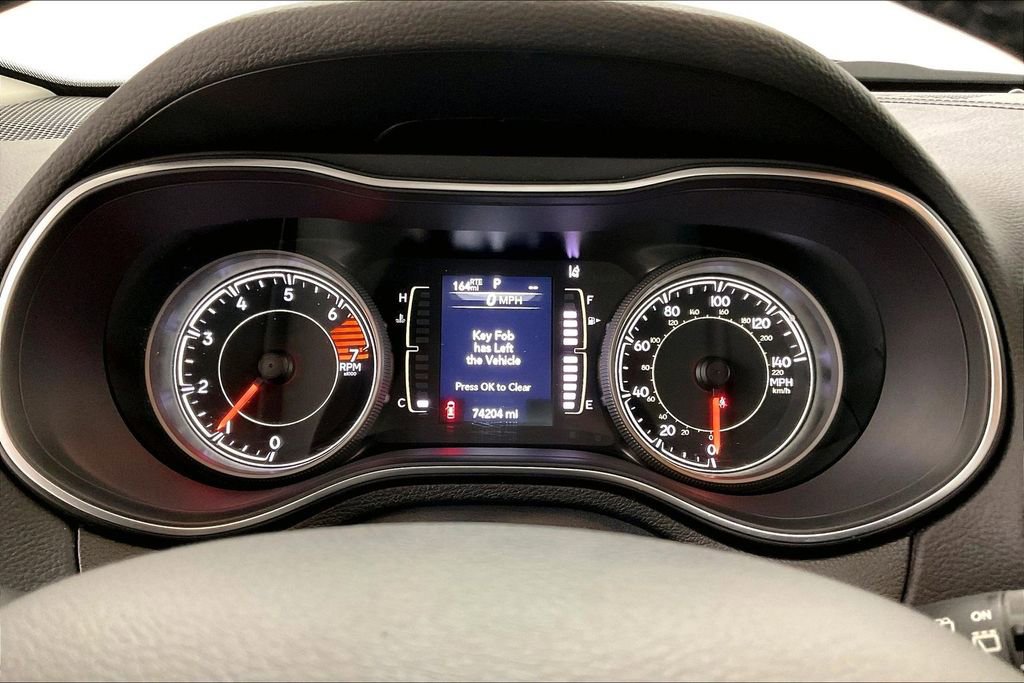 Used 2021 Jeep Cherokee Latitude Plus image 10