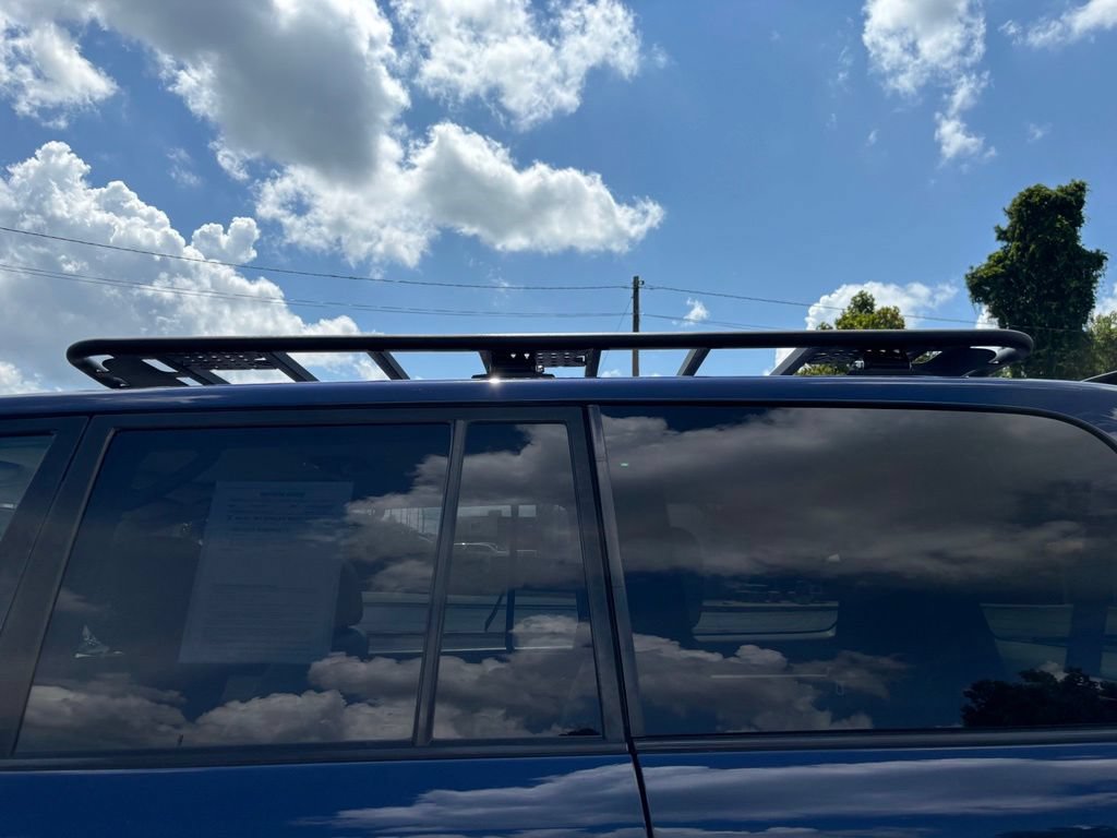 Used 2004 Toyota Land Cruiser w/ Convenience Pkg AWD/4WD image 13