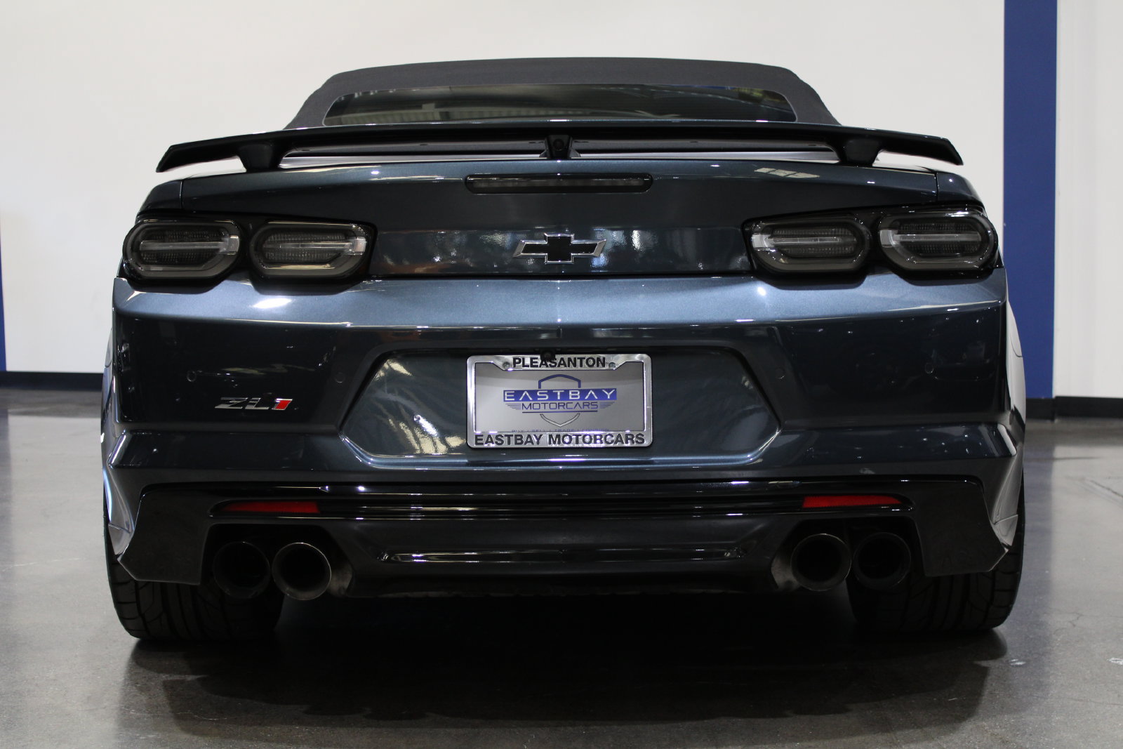 Used 2019 Chevrolet Camaro ZL1 RWD image 12