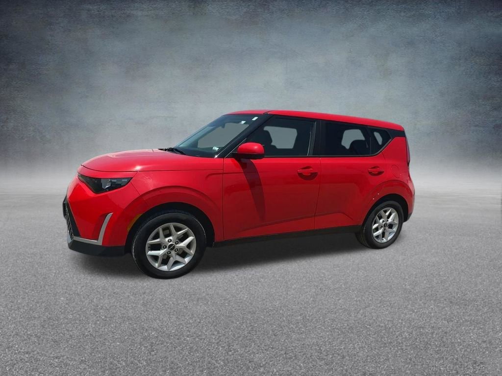 Used 2023 Kia Soul LX w/ LX Technology Package image 10