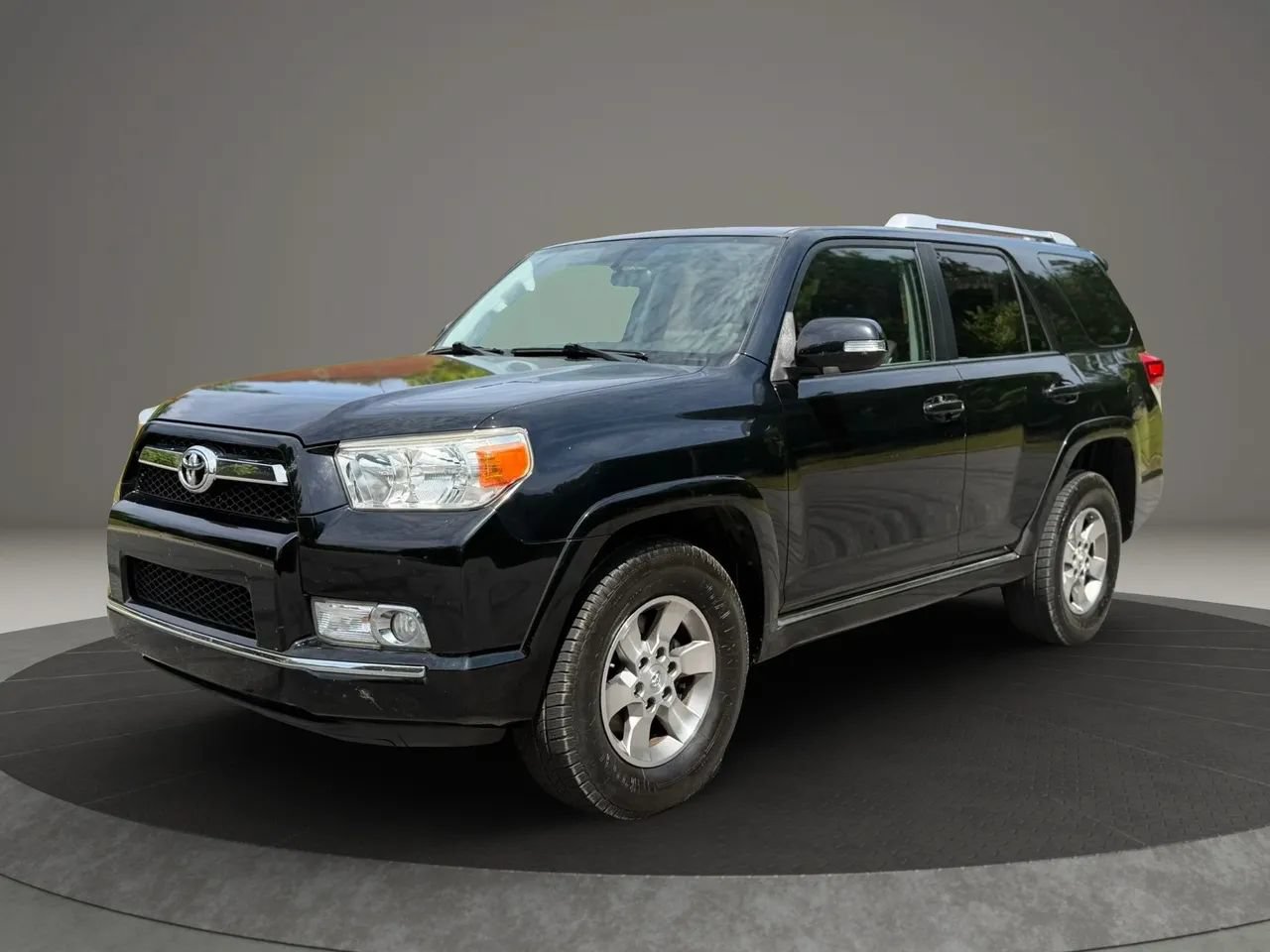 Used 2011 Toyota 4Runner SR5 RWD image 1