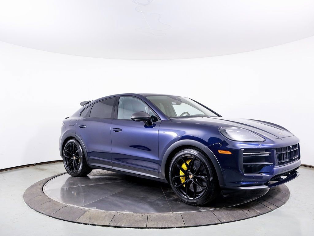 New 2025 Porsche Cayenne Turbo GT image 29