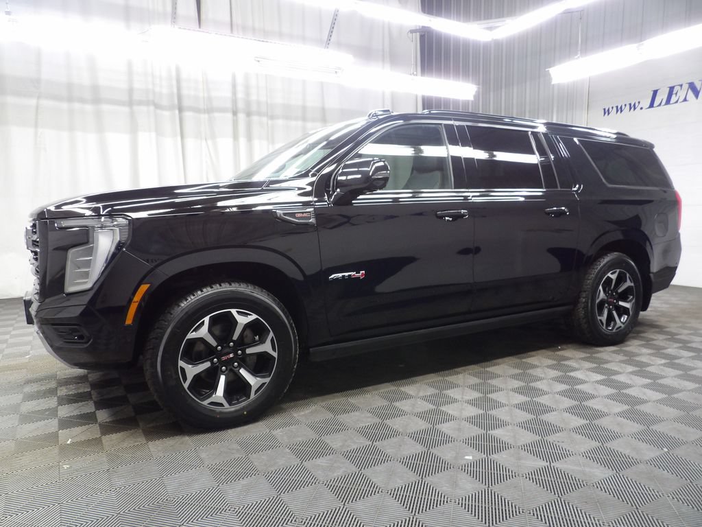 Used 2025 GMC Yukon XL AT4 AWD/4WD image 6