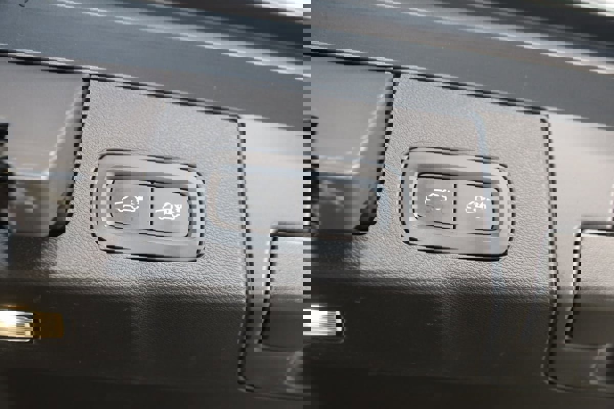 Used 2021 Volvo XC60 T5 Inscription w/ Protection Package Premier image 51