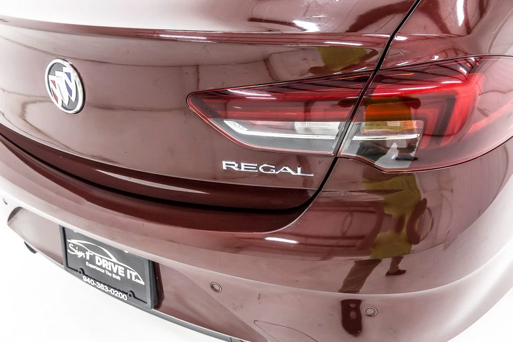 Used 2019 Buick Regal Preferred w/ Driver Confidence Package I image 7