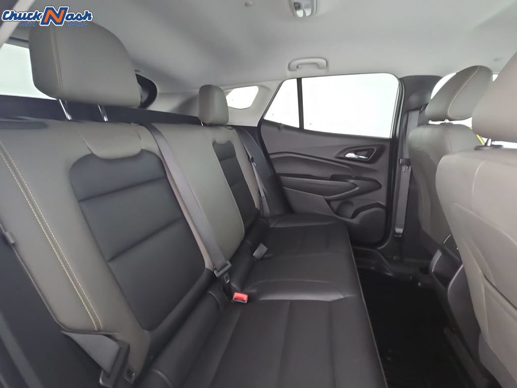 Used 2025 Chevrolet Trax ACTIV w/ Driver Confidence Package FWD image 30