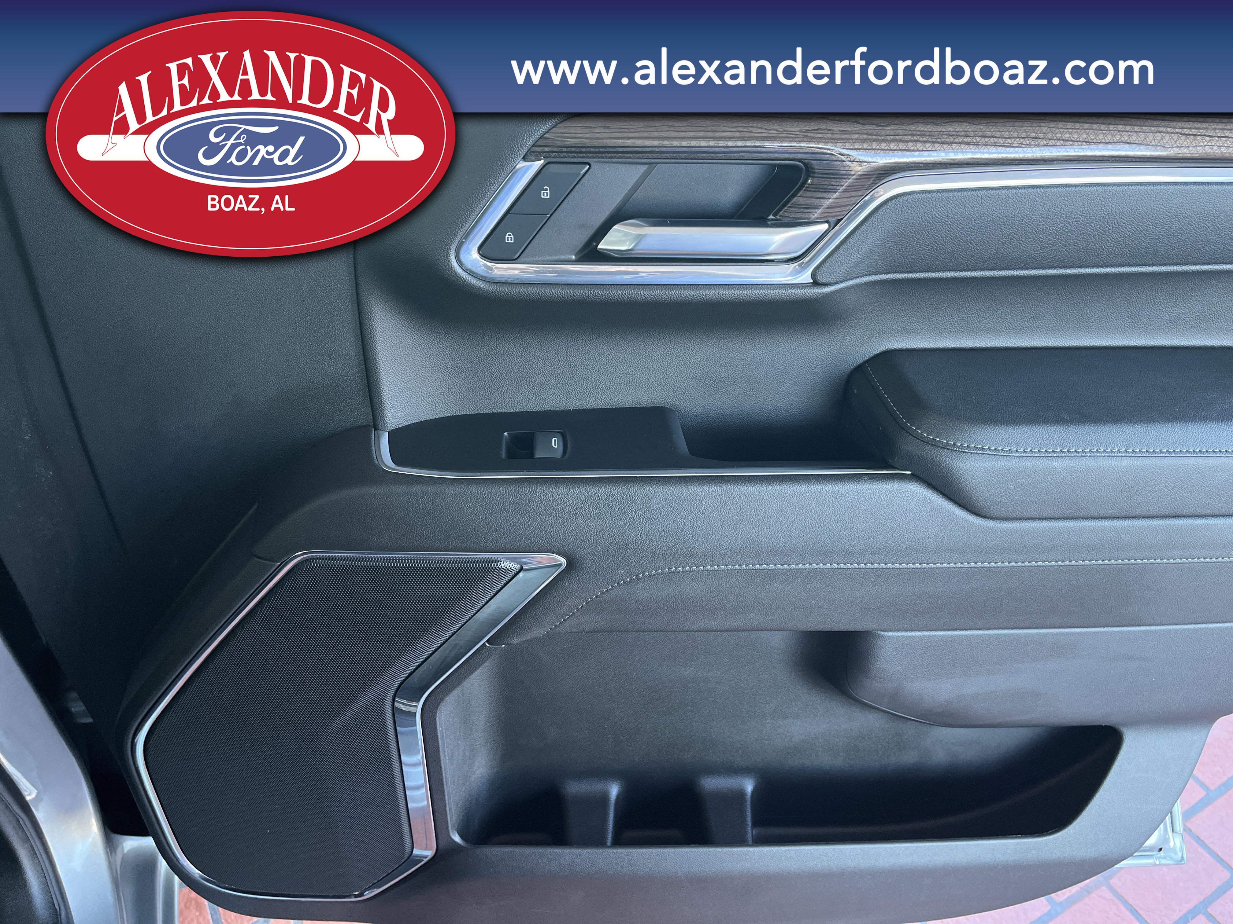 Used 2024 Chevrolet Silverado 1500 RST image 17