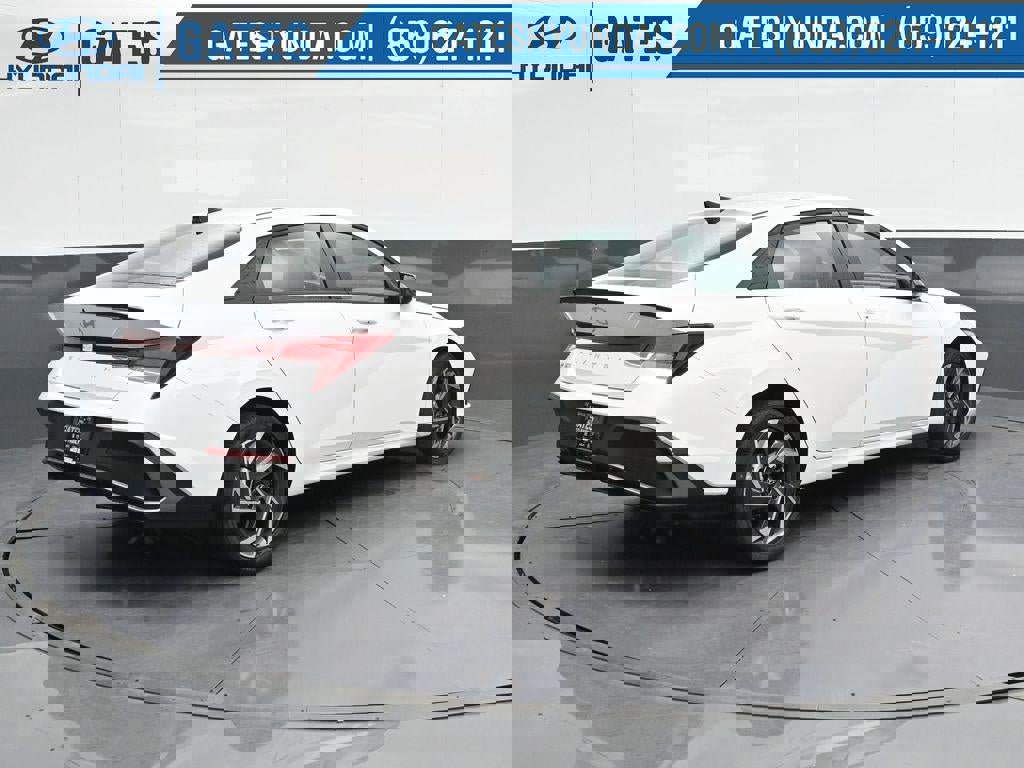 New 2025 Hyundai Elantra Sport image 2