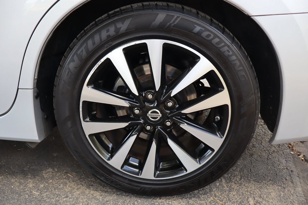 Used 2018 Nissan Altima 2.5 SL FWD image 42