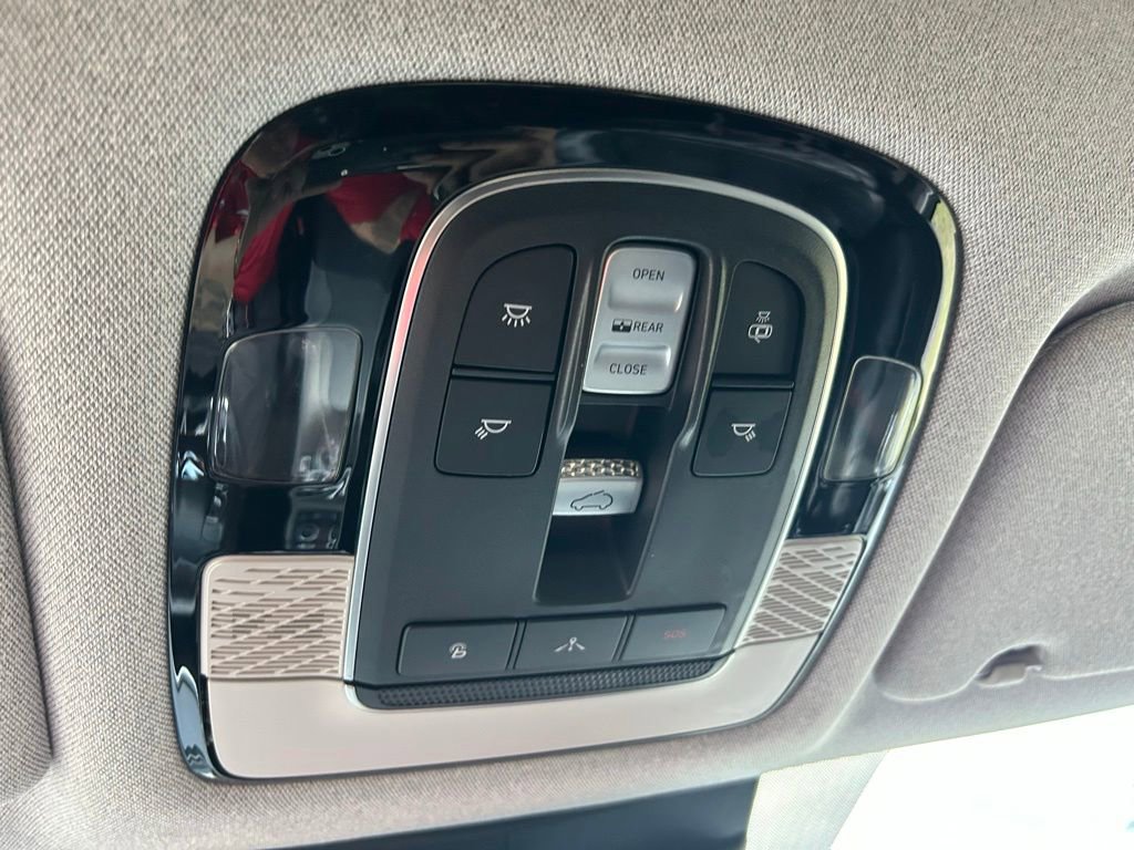 Used 2021 Hyundai Palisade Limited FWD image 33