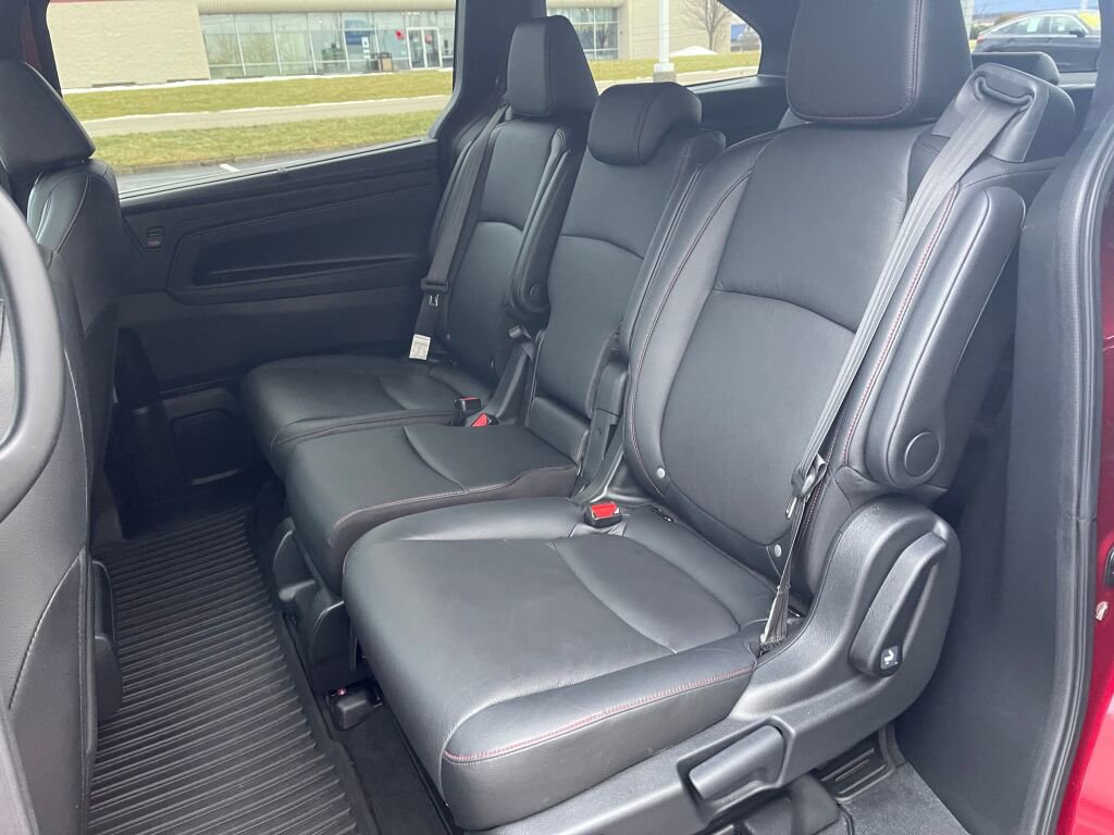 Used 2024 Honda Odyssey Sport image 14