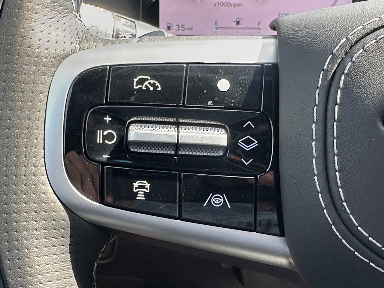 Used 2026 Genesis GV80 3.5T e-SC image 32