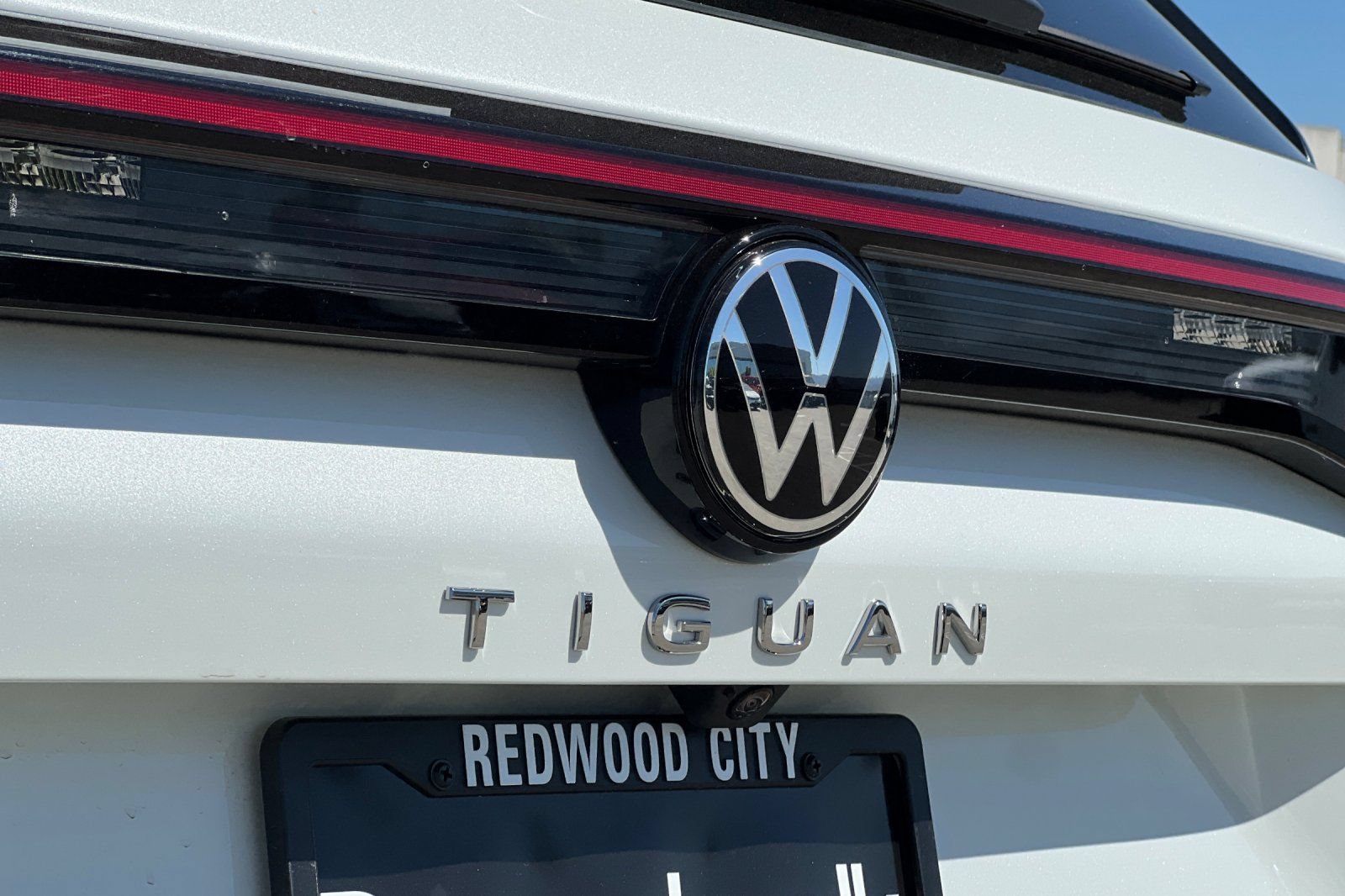 New 2026 Volkswagen Tiguan SEL R-Line AWD/4WD image 27
