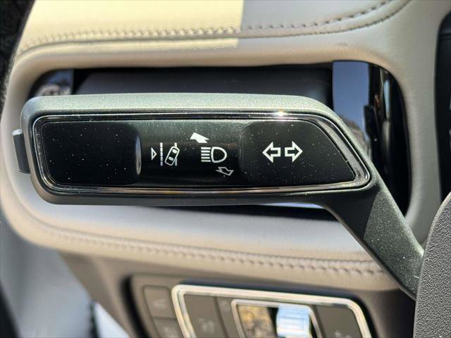 Used 2022 Lincoln Nautilus AWD w/ Premium Package image 25
