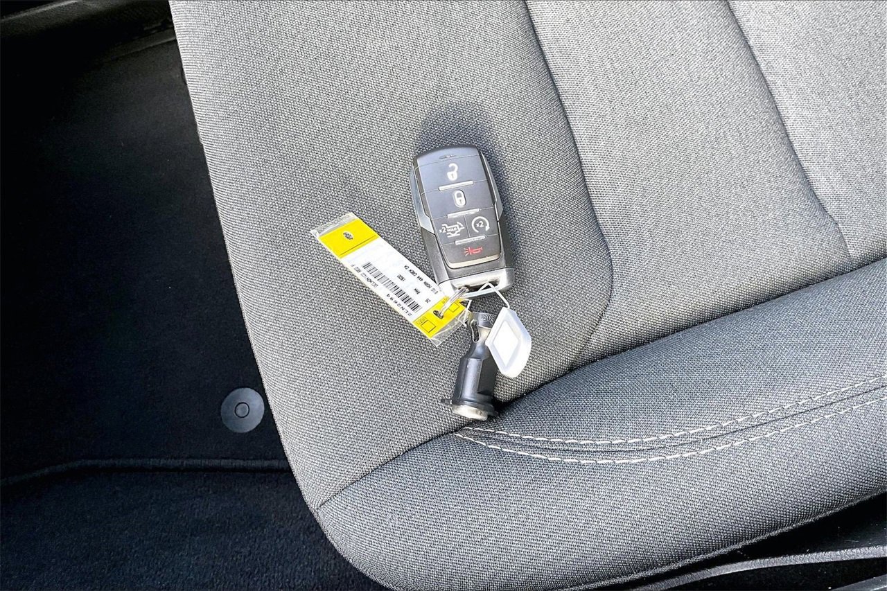 Certified 2025 RAM 1500 Big Horn image 30