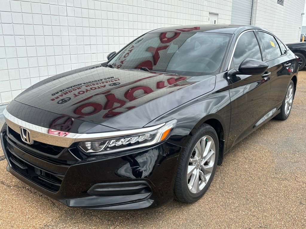 Used 2018 Honda Accord LX image 1