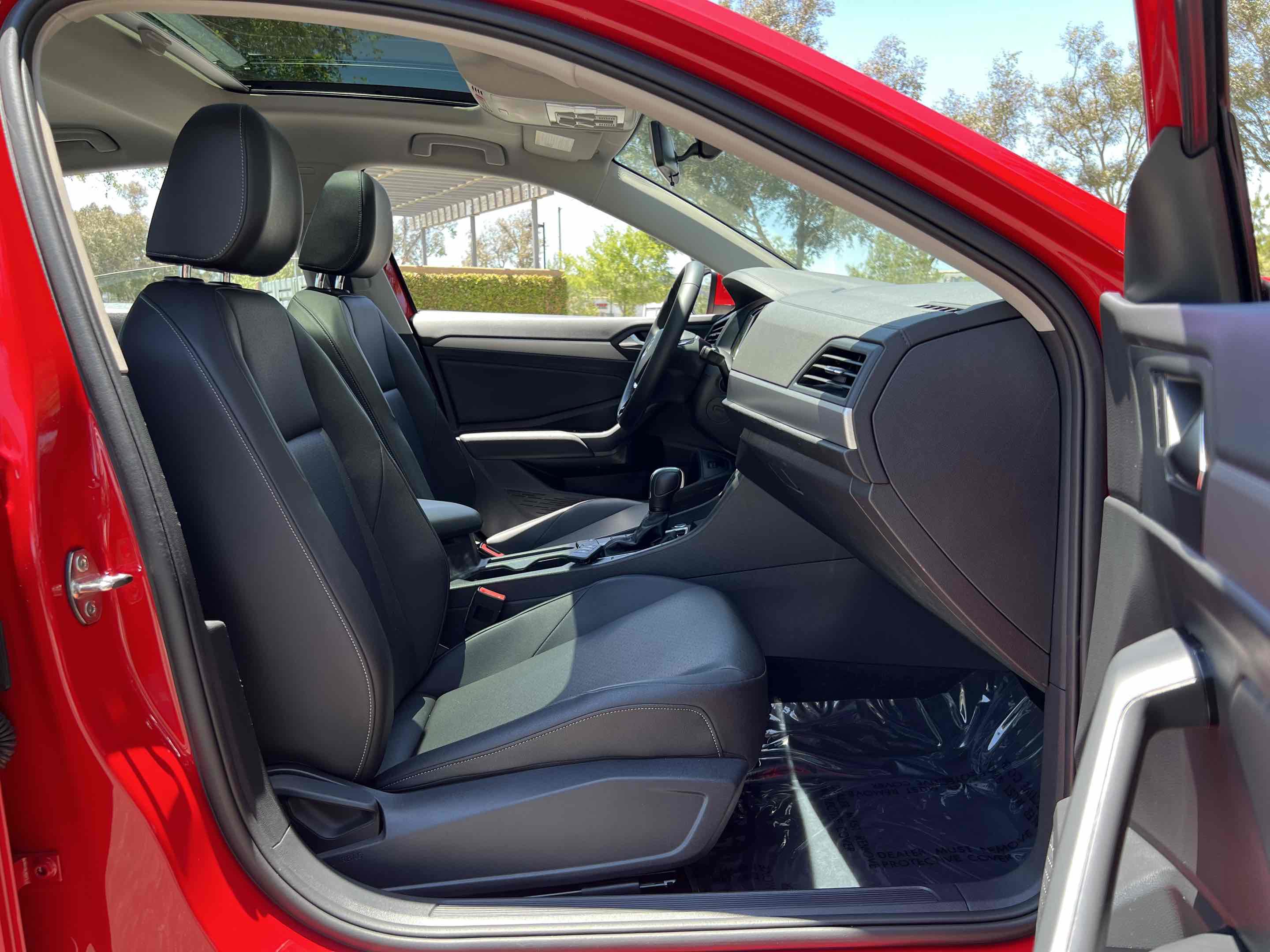 Used 2020 Volkswagen Jetta SE image 41