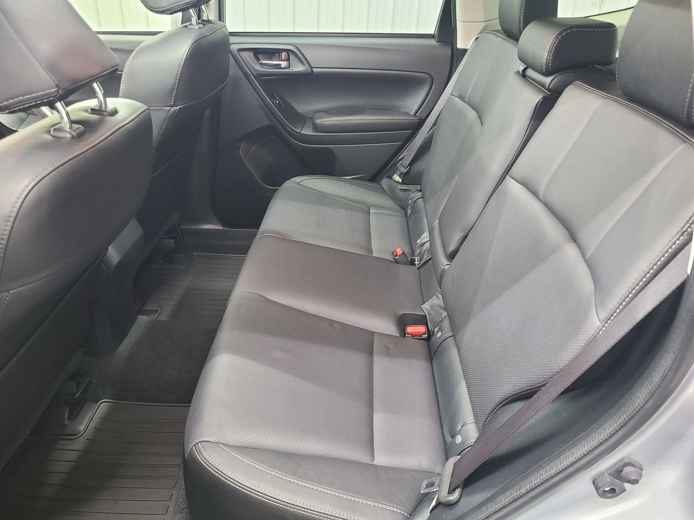 Used 2017 Subaru Forester 2.5i Limited AWD/4WD image 39