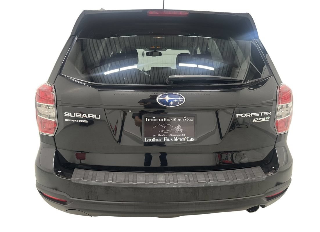 Used 2014 Subaru Forester 2.5i Limited AWD/4WD image 5