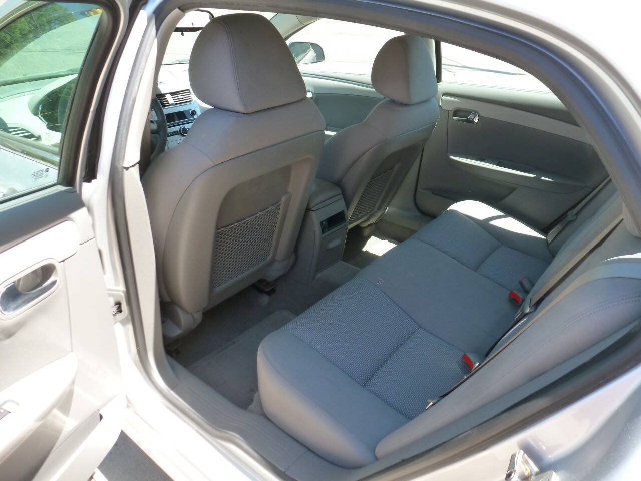 Used 2010 Chevrolet Malibu Hybrid FWD image 10
