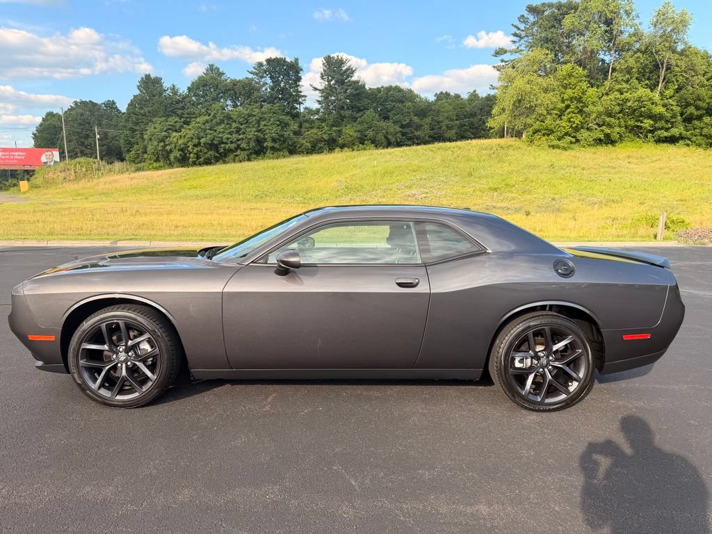 Used 2023 Dodge Challenger SXT w/ Blacktop Package RWD image 5