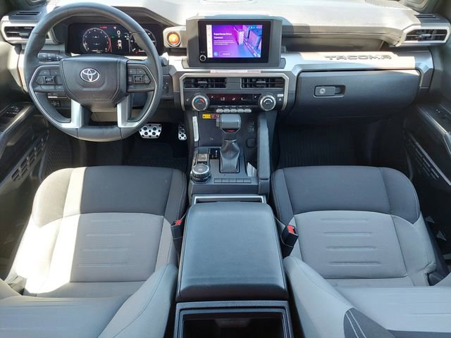 Used 2025 Toyota Tacoma TRD Sport w/ TRD Sport Upgrade Package AWD/4WD image 3