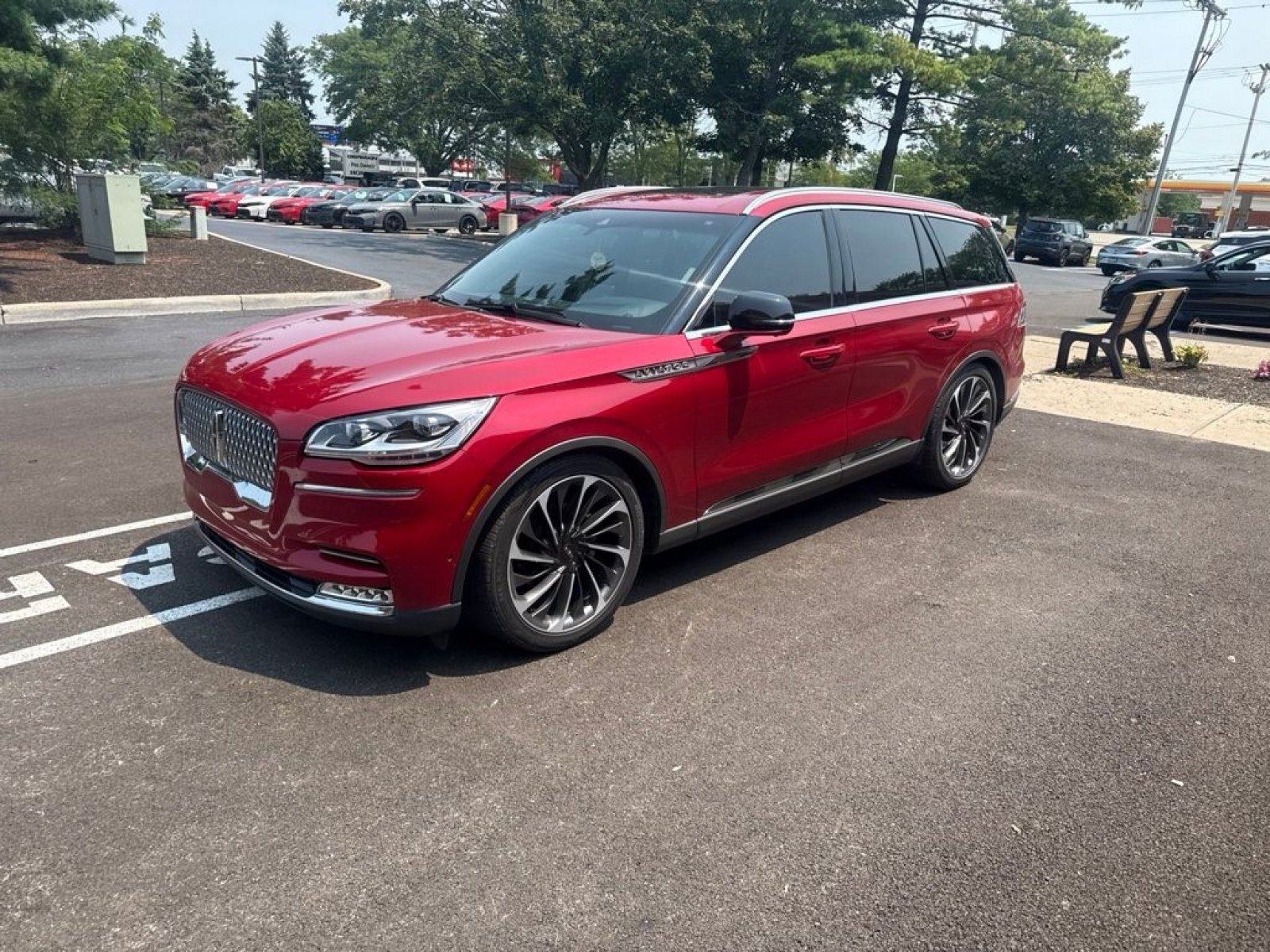 Used 2020 Lincoln Aviator Reserve w/ Equipment Group 202A AWD/4WD image 12